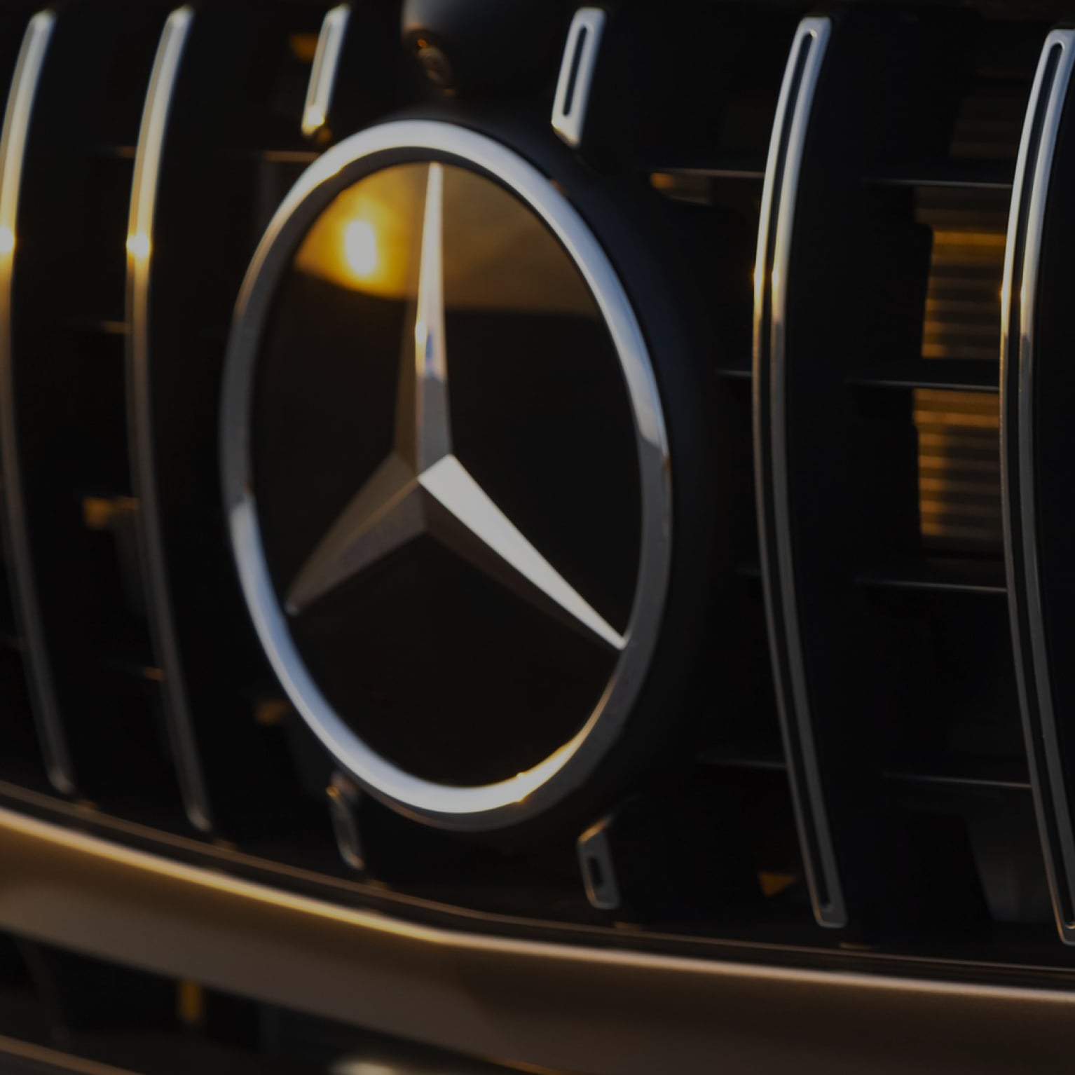 Mercedes-Benz logo
