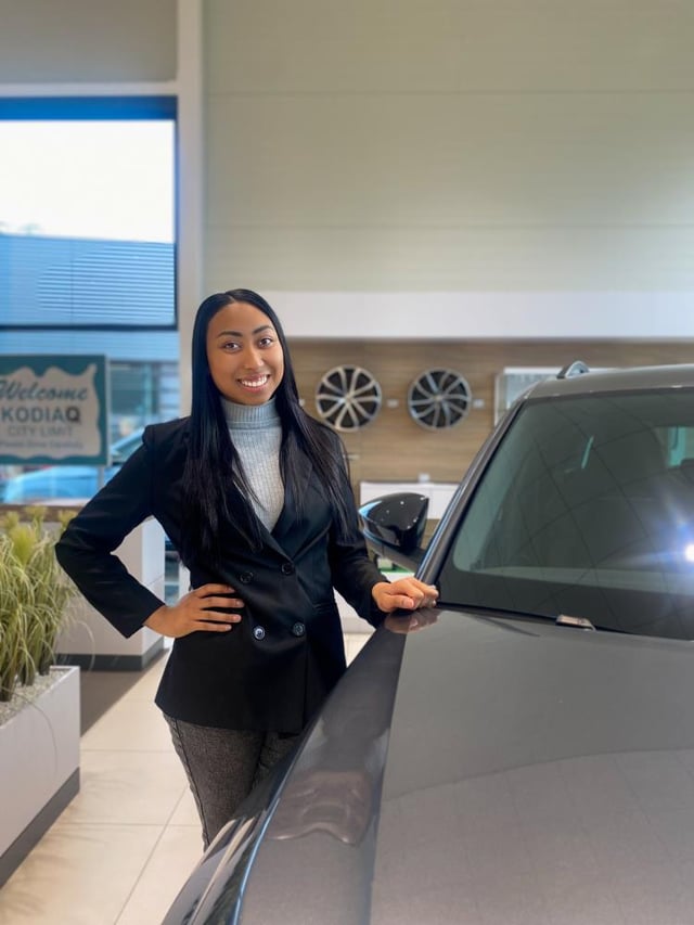 Melanie Kartomoehamat